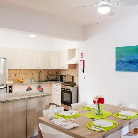 Populo House Tatil Evi